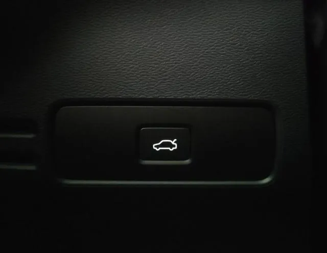 Volvo C40 Recharge Single Motor Ultimate - Foto 14