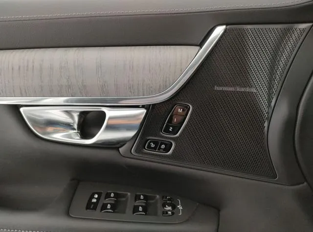 Volvo V90 T6 Plug-in AWD auto Ultra Dark - Pronta consegna - Foto 13