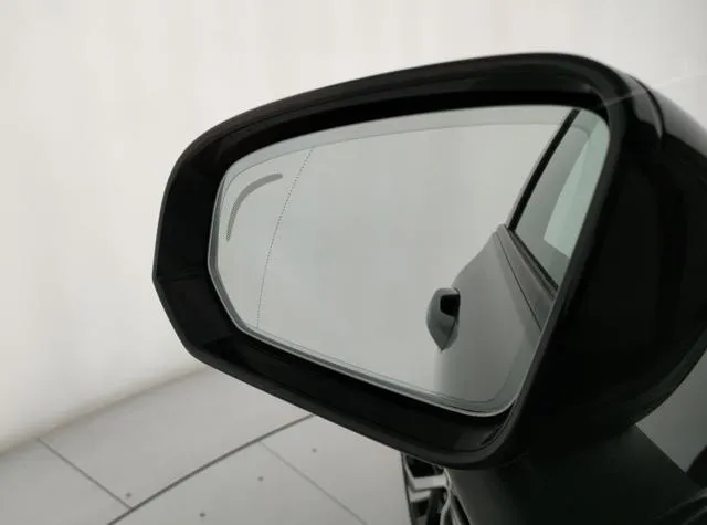 Volvo V60 B4 auto Plus Dark - Pronta consegna - Foto 12