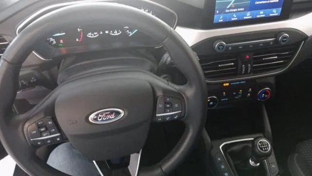 Ford Focus 1.5 EcoBlue 120 CV SW Business - Foto 5