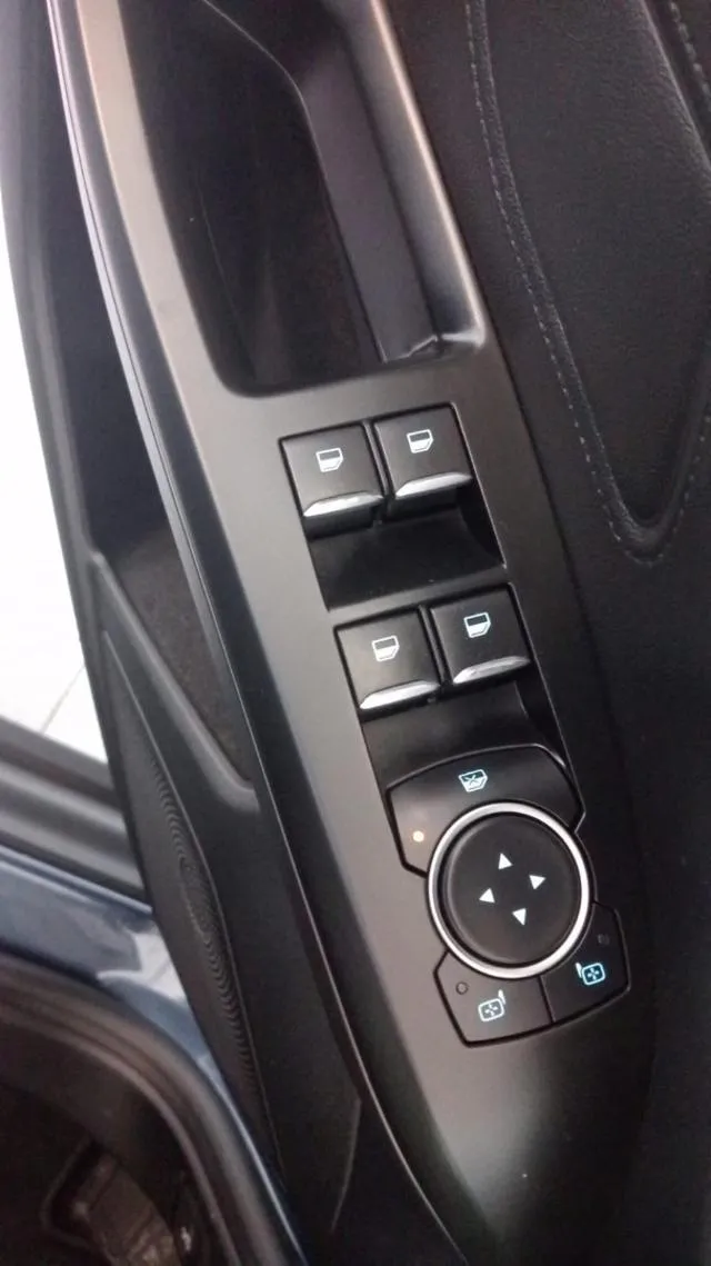 Ford Focus 1.5 EcoBlue 120 CV SW Business - Foto 12