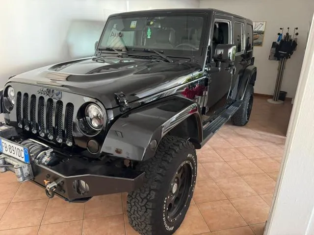 Jeep Wrangler Unlimited 3.6 V6 Sahara Auto - Foto 3