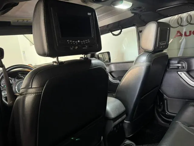 Jeep Wrangler Unlimited 3.6 V6 Sahara Auto - Foto 9