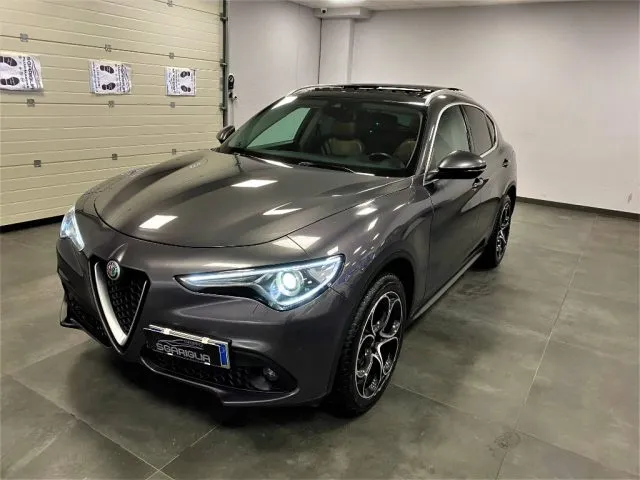 Alfa Romeo Stelvio Stelvio 2.2 T.diesel 210 CV AT8 Q4 Exec. - Foto 3
