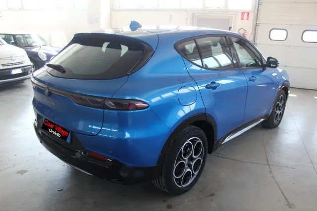 Alfa Romeo Tonale 1.5 160 CV MHEV TCT7 Ti - Foto 4