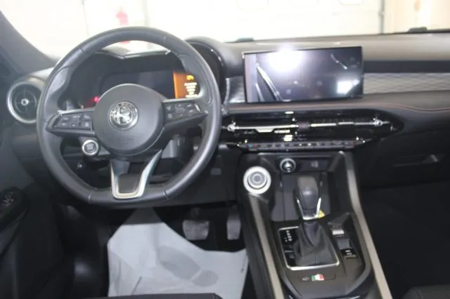 Alfa Romeo Tonale 1.5 160 CV MHEV TCT7 Ti - Foto 11
