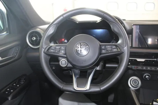 Alfa Romeo Tonale 1.5 160 CV MHEV TCT7 Ti - Foto 12