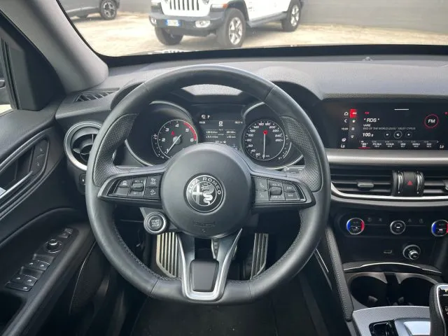 Alfa Romeo Stelvio Stelvio 2.2T.diesel 190CV AT8 RWD Sprint - Foto 11