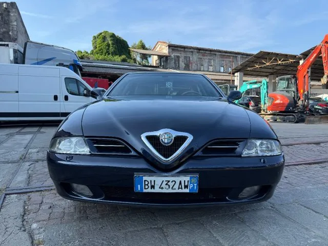 Alfa Romeo 166 166 2.5 V6 24V Distinctive - Foto 3