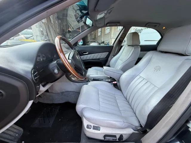 Alfa Romeo 166 166 2.5 V6 24V Distinctive - Foto 9