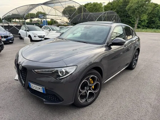 Alfa Romeo Stelvio Stelvio 2.2 T.diesel 210 AT8 Q4 VeloceTì - Foto 1
