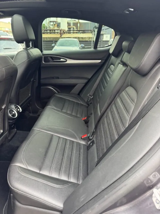 Alfa Romeo Stelvio Stelvio 2.2 T.diesel 210 AT8 Q4 VeloceTì - Foto 10