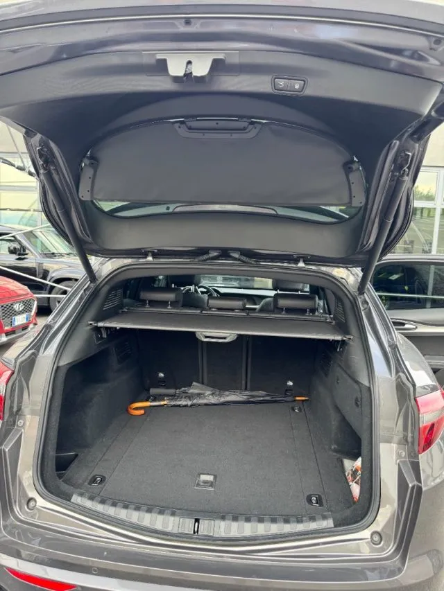 Alfa Romeo Stelvio Stelvio 2.2 T.diesel 210 AT8 Q4 VeloceTì - Foto 12
