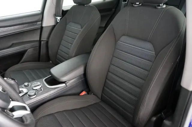 Alfa Romeo Stelvio Stelvio 2.2 T.diesel 190 CV AT8 Q4 Bus. - Foto 6
