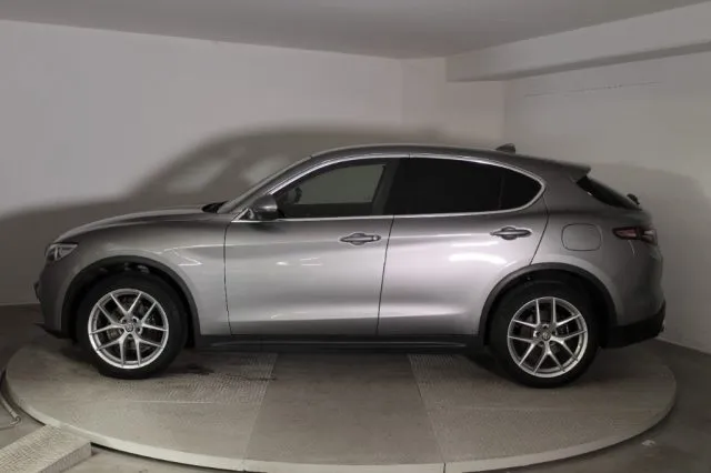 Alfa Romeo Stelvio Stelvio 2.0 Turbo 280CV AT8 Q4 First Ed. - Foto 3