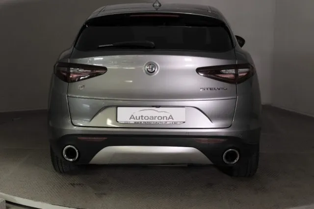 Alfa Romeo Stelvio Stelvio 2.0 Turbo 280CV AT8 Q4 First Ed. - Foto 5