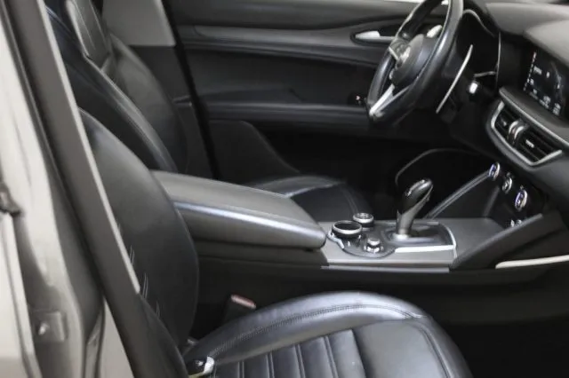 Alfa Romeo Stelvio Stelvio 2.0 Turbo 280CV AT8 Q4 First Ed. - Foto 8