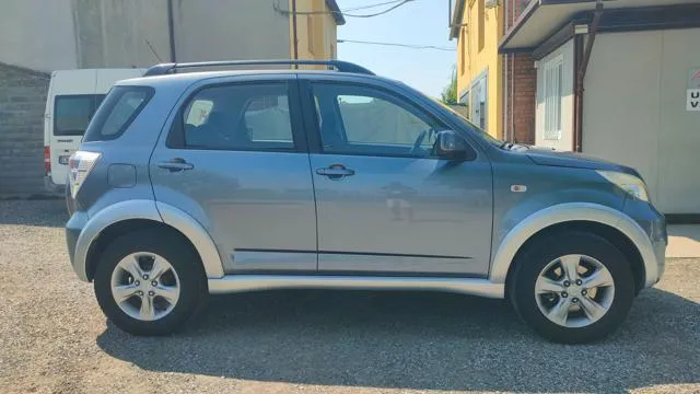 Daihatsu Terios 1.5 4WD 4X4 94000KM UNICO PROPRIETARIO - Foto 2