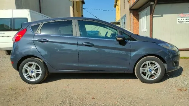 Ford Fiesta 1.4 5p. Bz.- GPL Titanium 123000KM - Foto 2