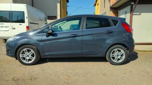 Ford Fiesta 1.4 5p. Bz.- GPL Titanium 123000KM - Foto 6