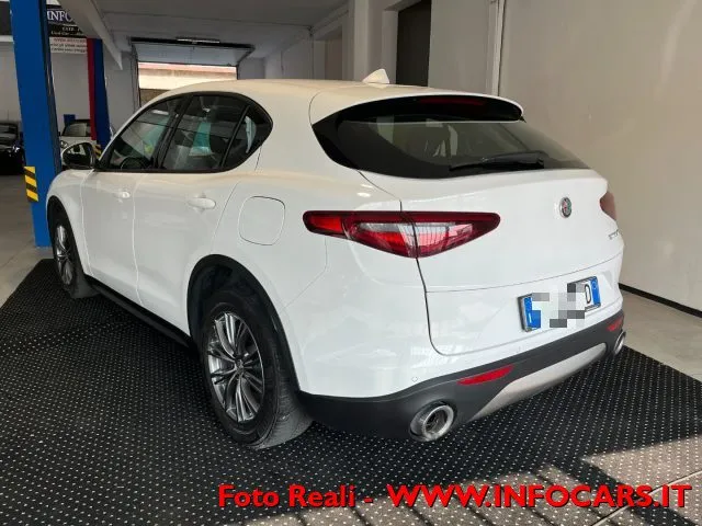 Alfa Romeo Stelvio Stelvio 2.2 T.diesel 160CV AT8 RWD Bus. - Foto 4