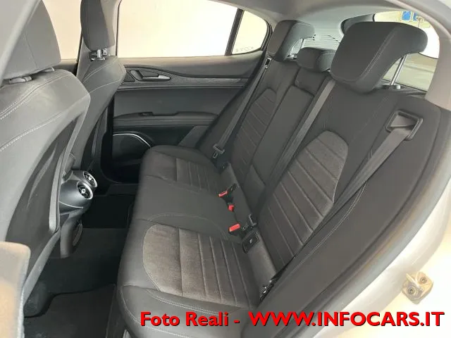 Alfa Romeo Stelvio Stelvio 2.2 T.diesel 160CV AT8 RWD Bus. - Foto 7