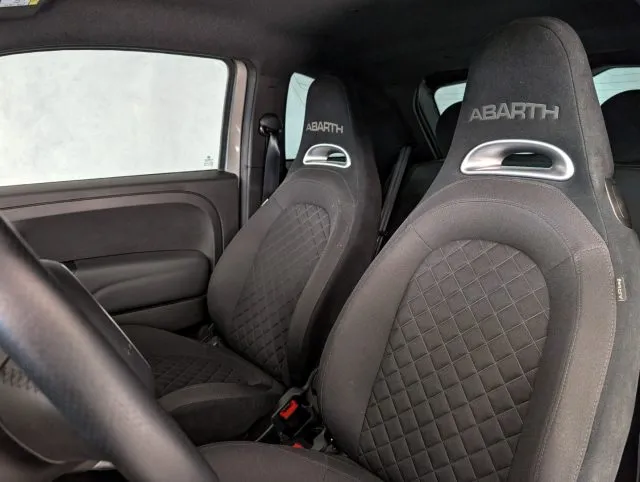 Abarth 595 1.4 Turbo T-Jet 165 CV Turismo - Foto 8