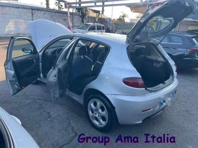 Alfa Romeo 147 147 1.9 JTD 120 CV 5p. Progression - Foto 13