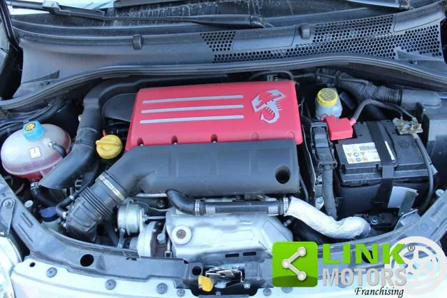 Abarth 695 695 C 1.4 Turbo T-Jet Rivale 175 Anniv. - Foto 14