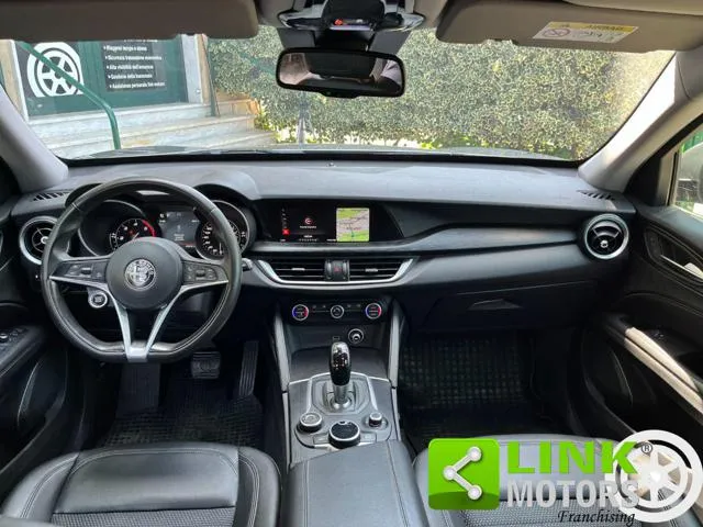 Alfa Romeo Stelvio Stelvio 2.2 T.diesel 180CV AT8 RWD Super - Foto 4