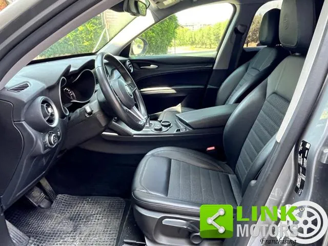 Alfa Romeo Stelvio Stelvio 2.2 T.diesel 180CV AT8 RWD Super - Foto 8