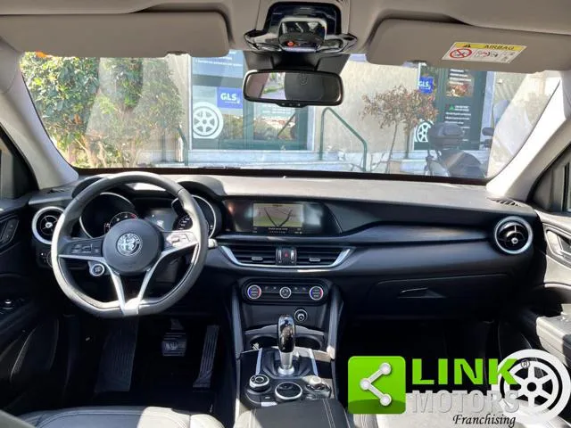 Alfa Romeo Stelvio Stelvio 2.2 T.diesel 150CV AT8 RWD Super - Foto 3
