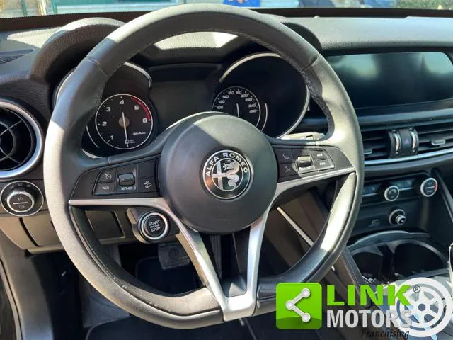 Alfa Romeo Stelvio Stelvio 2.2 T.diesel 150CV AT8 RWD Super - Foto 7