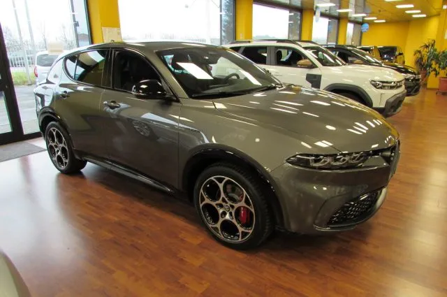 Alfa Romeo Tonale 1.5 hybrid Veloce 160cv tct7 - Km.9.620 - Foto 2