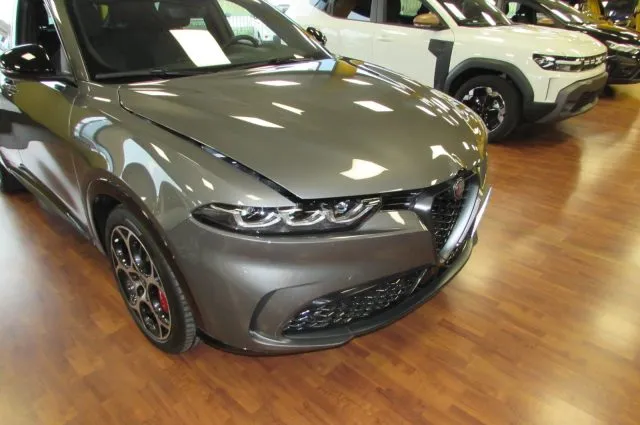 Alfa Romeo Tonale 1.5 hybrid Veloce 160cv tct7 - Km.9.620 - Foto 14