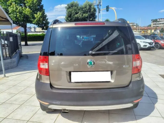 Skoda Yeti Yeti 1.2 TSI Elegance - Foto 6