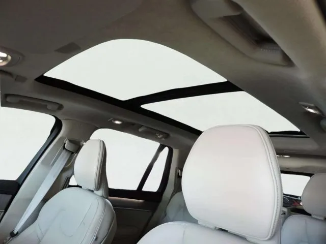 Volvo xc90 - dettaglio 11
