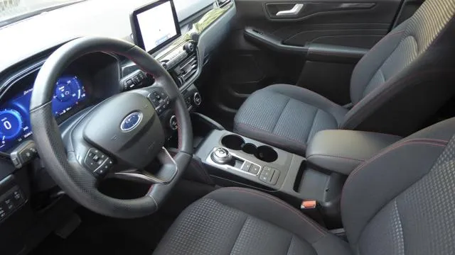 Ford Kuga 2.5 Plug In Hybrid 225 CV CVT 2WD ST-Line - Foto 7