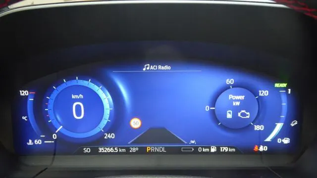 Ford Kuga 2.5 Plug In Hybrid 225 CV CVT 2WD ST-Line - Foto 9
