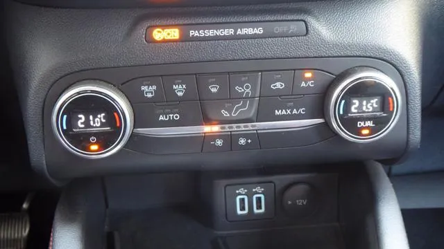 Ford Kuga 2.5 Plug In Hybrid 225 CV CVT 2WD ST-Line - Foto 11