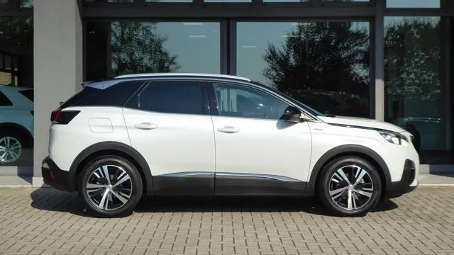 Peugeot 3008 3008 BlueHDi 120 S&S EAT6 GT Line - Foto 4