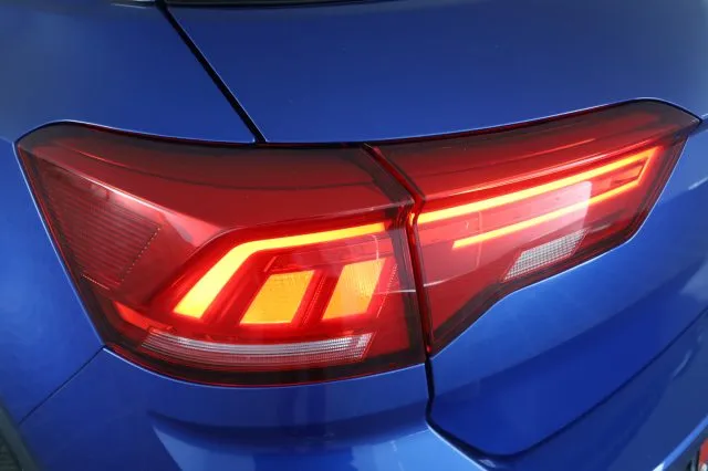 Volkswagen T-ROC T-Roc 1.5 TSI ACT DSG Style BMT - Foto 9