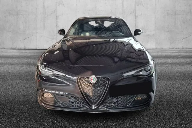 Alfa Romeo Giulia Giulia 2.9 T V6 AT8 Quadrifoglio - Foto 2