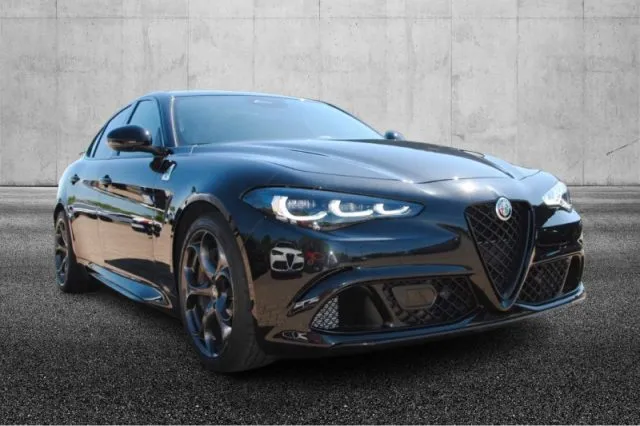 Alfa Romeo Giulia Giulia 2.9 T V6 AT8 Quadrifoglio - Foto 2