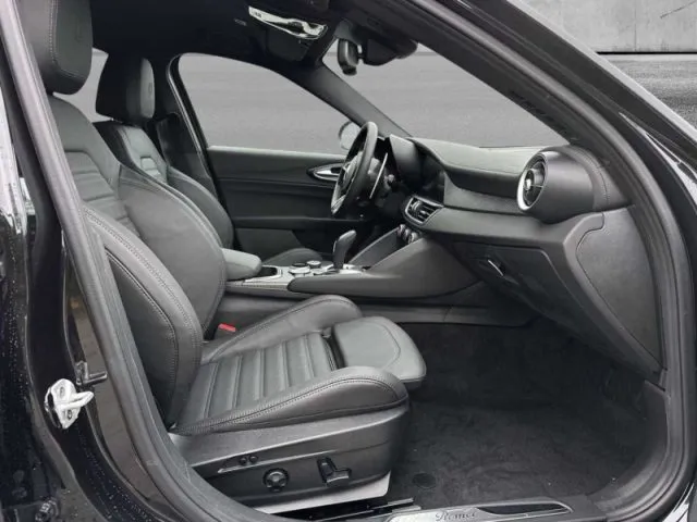 Alfa Romeo Giulia Giulia 2.9 T V6 AT8 Quadrifoglio - Foto 7