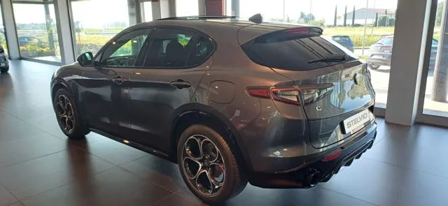 Alfa Romeo Stelvio Stelvio 2.2 T.diesel 210CV AT8 Q4 Veloce - Foto 3