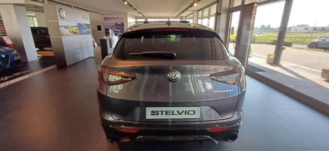 Alfa Romeo Stelvio Stelvio 2.2 T.diesel 210CV AT8 Q4 Veloce - Foto 8