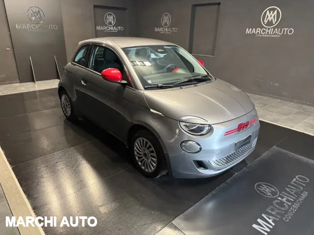 Fiat 500E Berlina 23,65 kWh Red - Foto 3
