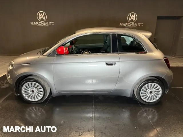 Fiat 500E Berlina 23,65 kWh Red - Foto 8