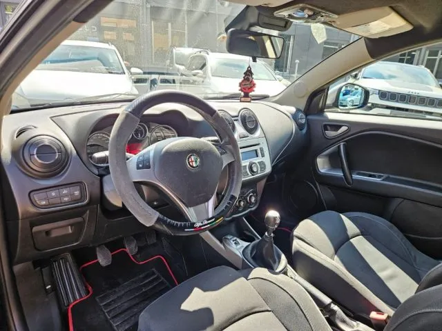 Alfa Romeo MiTo MiTo 1.4 105 CV M.air S&S Distinctive - Foto 7